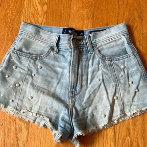 Hollister pearl jean shorts